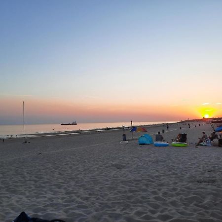 Slapen Op Het Nieuwe Land Villa Zoutelande Bagian luar foto